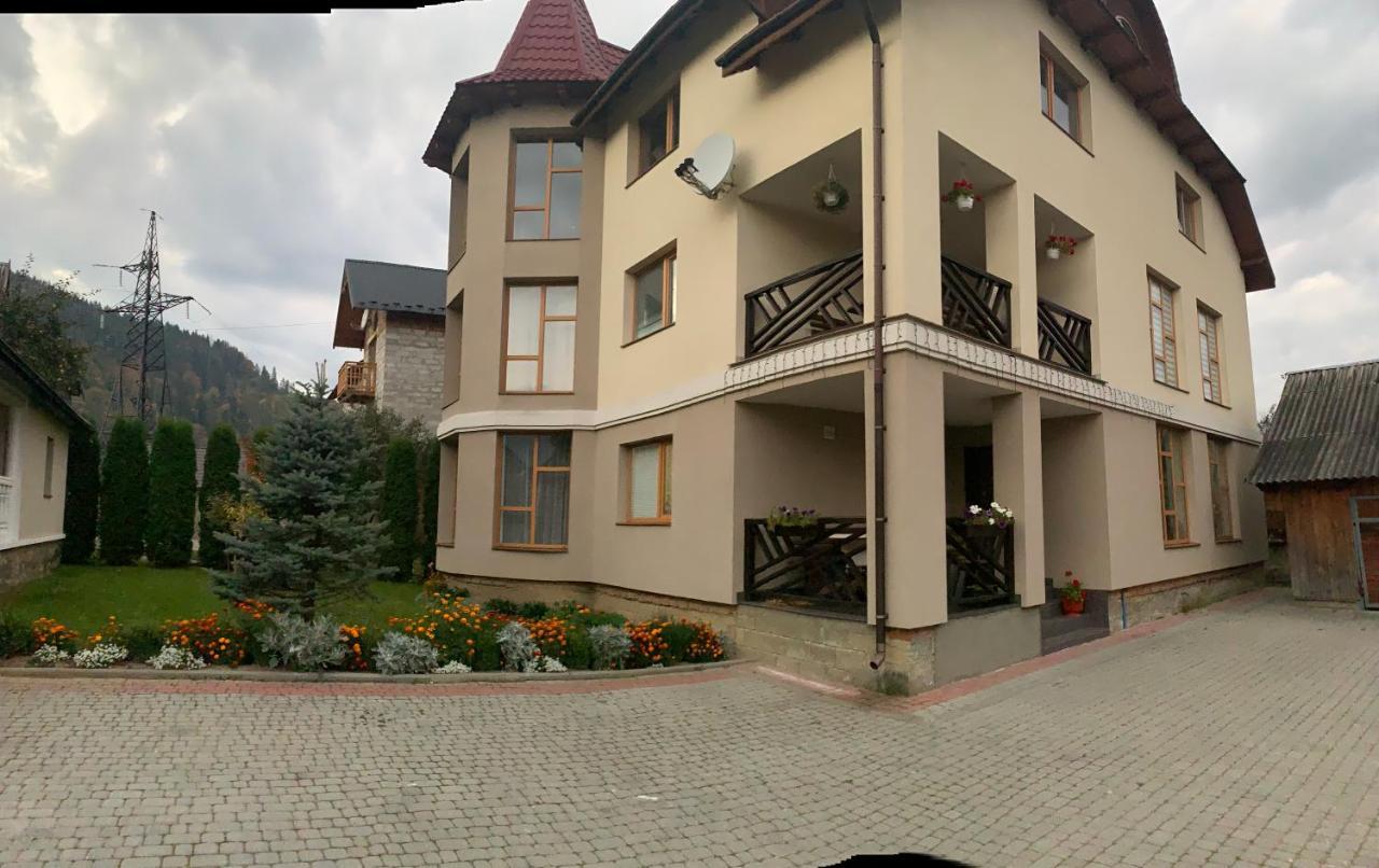 Панська Садиба Микуличин Екстериор снимка